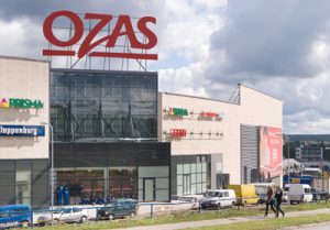 Super nowoczesny kompleks handlowo-rozrywkowy „Ozas” od czwartku czeka na klientów  Fot. Marian Paluszkiewicz