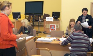 W samorządzie rejonu wileńskiego kolejek głosujących prawie nie było     Fot. Marian Paluszkiewicz