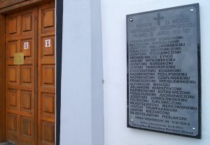 25 września br. została umieszczona nowa marmurowa tablica Fot. Marian Paluszkiewicz