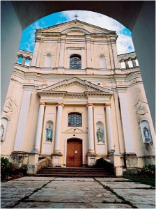  Kościół pw. św. Michała Archanioła w Szumsku	