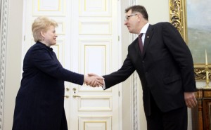 Prezydent Dalia Grybauskaitė powiedziała liderowi socjaldemokratów Algirdasowi Butkevičiusowi, że nie chce widzieć w przyszłym rządzie Partii Pracy Fot. ELTA