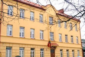 Wileńskie Centrum Nauczania Dorosłych — jedyna trójjęzyczna placówka na Litwie Fot. Marian Paluszkiewicz