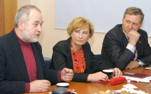 Między przedsiębiorcami, a przedstawicielami uczelni wywiązała się dyskusja<br/>Fot. Marian Paluszkiewicz