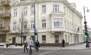 Znaną i uczęszczaną przez inteligencję wileńską była kawiarnia Rudnickiego na rogu ulicy A. Mickiewicza i Arsenalskiej Fot. Marian Paluszkiewicz