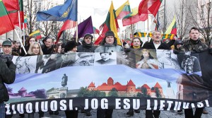 Choć tegoroczny marsz nacjonaliści nazwali „spontaniczną” akcją, ale niemniej przebiegała ona w sposób nawet bardzo zorganizowany Fot. Marian Paluszkiewicz