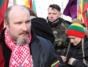 Organizatorzy marszu nacjonalistów, Julijus Panka i Ričardas Čekutis (na drugim planie), cieszą się coraz większym uznaniem polityków i mediów litewskich Fot. Marian Paluszkiewicz