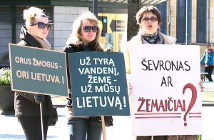 Na Litwie zwiększa się obawa o środowisko naturalne i coraz bardziej nasilają się protesty przeciwko poszukiwaniom gazu łupkowego Fot. Marian Paluszkiewicz