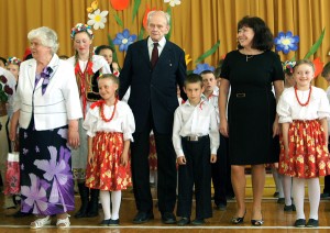 Święto zaszczycili swą obecnością założyciele „Przepióreczki”: Irena Skórko, Władysław Korkuć, Wioleta Bogdanowicz  Fot. Marian Paluszkiewicz
