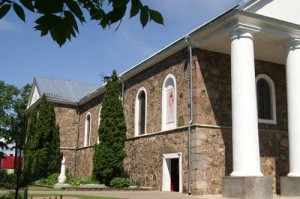 W ejszyskim kościele została odprawiona msza dla żołnierzy hiszpańskiej Błękitnej Dywizji<br/>Fot. Marian Paluszkiewicz