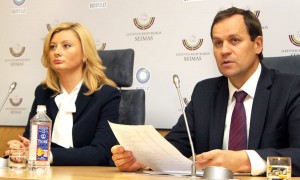 Waldemar Tomaszewski powiedział, że w Wilnie większość właścicieli ziemi wciąż czeka na zwrot nieruchomośc Fot. Marian Paluszkiewicz