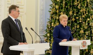 Unikanie przez Butkevičiusa i Grybauskaitė wzajemnej krytyki suponuje domniemany układ lewicy z prezydent o udrożnieniu drogi do jej zwycięstwa w przyszłorocznych wyborach prezydenckich Fot. ELTA