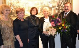Nominacją I stopnia „Za osiągnięcia w rozwoju infrastruktury społecznej” została nagrodzona lekarz naczelna Przychodni Centralnej Rejonu Wileńskiego Vida Žvirblienė