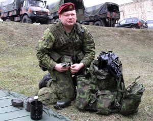 Kpt. Jarosław Dubako mówi, że służba żołnierzy ochotników odbywa się głównie w weekendy, kilkadziesiąt dni w roku  Fot. Marian Paluszkiewicz