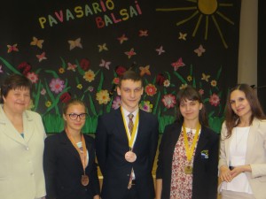 Uhonorowano najlepszych uczniow z geografii Fot. Anna Pieszko