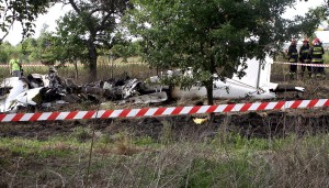Samolot spadł w okolicach lotniska, w Jedlińsku                 Fot. ELTA