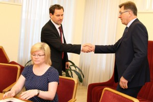Rozgłos między AWPL i premierem może prowadzi do wyjścia, albo też wyrzucenia polskiej partii z koalicji    Fot. Marian Paluszkiewicz