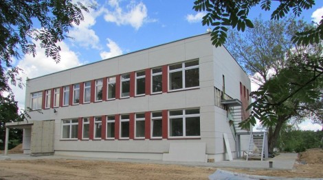 Uniwersalne centrum wielofunkcyjne w miasteczku Szumsk
