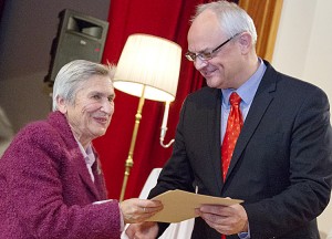 Fania Brancovskaja z Jarosławem Czubińskim, ambasadorem RP na Litwie Fot. Marian Paluszkiewicz