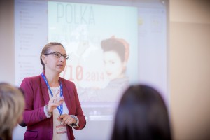 Poza pracą zawodową i rodziną Aldona Kałuża prowadzi szereg inicjatyw społecznych. Tu na konferencji „Polka Europejka” w Tuluzie (2014 r.)     Fot. archiwum