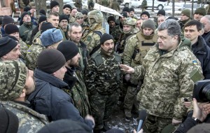 Poroszenko zapowiada wprowadzenie stanu wojennego, jeżeli separatyści w Donbasie nie wstrzymają ognia Fot. EPA-ELTA