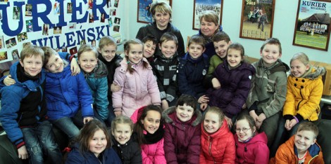  23 drugoklasistów odwiedziło naszą redakcję Fot. Marian Paluszkiewicz