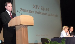 Prezes AWPL, euoposeł Waldemar Tomaszewski mówił, miedzy innymi, o potrzebie walki z rozbijaniem polskiej mniejszości „od środka” Fot. Marian Paluszkiewicz