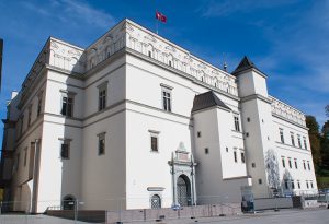  Renesansowy Zamek Dolny, wileńską rezydencję Barbary i Zygmunta II Augusta (obecnie Pałac Władców), odbudowano w 2009 r. Fot.  Marian Paluszkiewicz