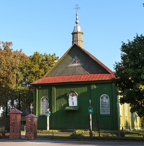 Do niedawna Babcin na Kowieńszczyźnie był nazywany polską stolicą, o czym dziś świadczą jedynie polskie epitafia na grobach na przykościelnym cmentarzu Fot. Marian Paluszkiewicz
