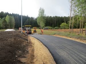 Wykonano prace ułożenia asfaltowej rolkostrady 