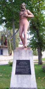 Bohaterkę upamiętniono pomnikiem ustawionym na centralnym skwerze Kopciowa Fot. archiwum 