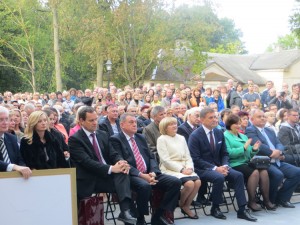 Na uroczystość otwarcia pałacu przybyło wielu dostojnych gości z Polski i Litwy Fot. Anna Pieszko