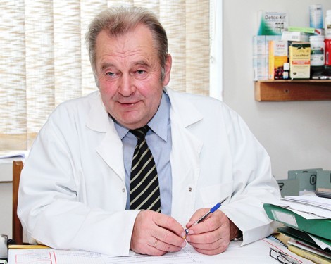 Juozas Ruolia, lekarz fitoterapeuta z Instytutu Onkologicznego Uniwersytetu Wileńskiego, przewodniczący komitetu leczenia roślinami Izby Zdrowego Trybu Życia i Medycyny Naturalnej