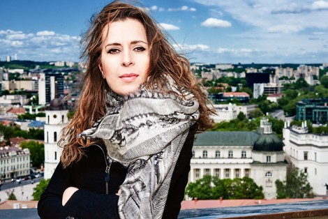  Kristina Sabaliauskaitė, autorka bestselleru „Silva rerum” Fot.Paulius Gasiunas