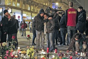 Według dotychczasowych informacji w zamachach w Brukseli zginęły co najmniej 34 osoby Fot. EPA-ELTA