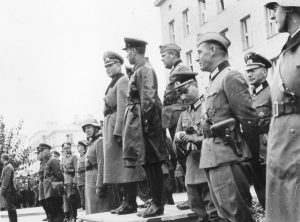  Symbolicznym przykładem współpracy okupantów była wspólna w Brześciu „parada zwycięstwa” Wehrmachtu i Armii Czerwonej