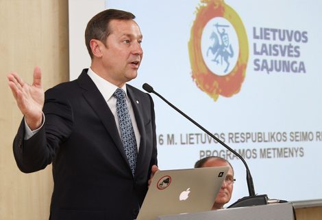 Zuokas stwierdził, że w roku 2017 minimalne wynagrodzenie na Litwie powinno wynosić 450 euro Fot. Marian Paluszkiewicz