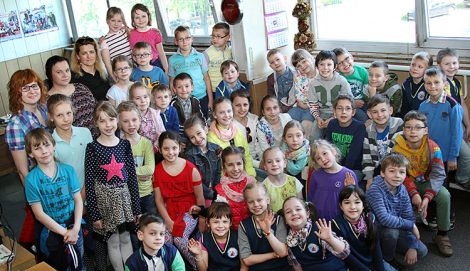 Uczniowie klas początkowych ze Szkoły-Przedszkola „Wilia” podczas wycieczki zapoznali się z zawodem dziennikarza Fot. Marian Paluszkiewicz