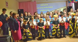 Swoim koncertem społeczność gimnazjum podarowało zebranym wiele pozytywnych emocji Fot.vrsa.lt