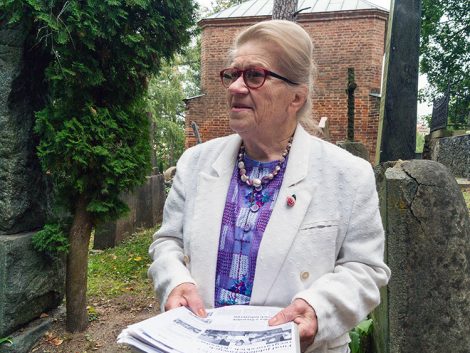 Jadwiga Pietkiewicz od wielu lat jest opiekunką wileńskich cmentarzy
