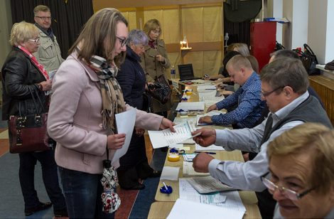  W wyborach do Sejmu RL wzięło udział ponad 60 proc. mieszkańców Rzeszy Fot. Marian Paluszkiewicz