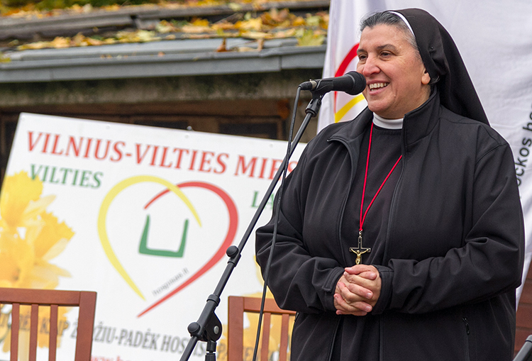 Siostra Michaela Rak apeluje o wsparcie budowy hospicjum dla dzieci Fot. Marian Paluszkiewicz
