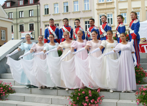Zespół podczas Światowego Festiwalu Polonijnych Zespołów Folklorystycznych w Rzeszowie (lipiec 2008 r.). Fot. archiwum