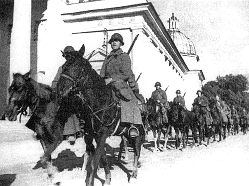 19 września 1939 roku Armia Czerwona zajęła Wilno. Trzy tygodnie później sowieci przekazali miasto Republice Litewskiej