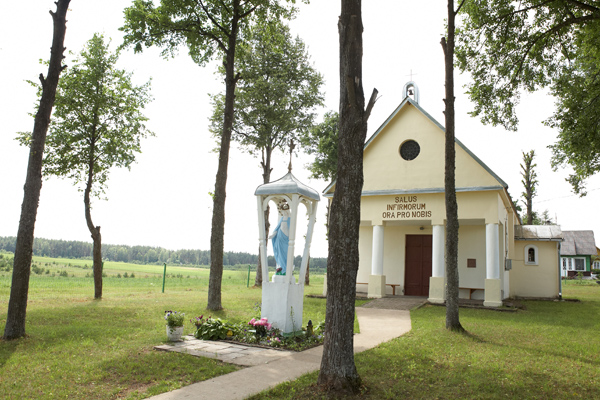 Kaplica w Gaju czeka na wiernych i ich modlitwy Fot. Stanisław Karmyszow