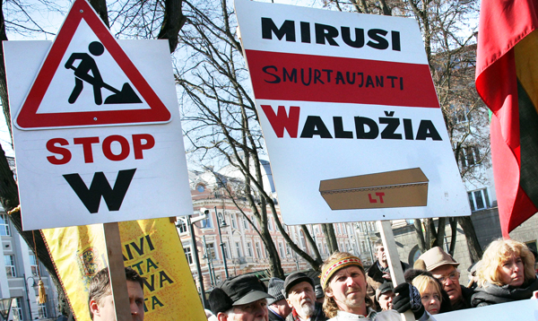 Uprawomocnienie pisowni polskich nazwisk na Litwie ma wymiar bardziej polityczny niż prawny Fot. Marian Paluszkiewicz