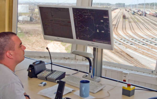 Spółka „Lietuvos geležinkeliai” uważa, że upust na taryfie kolejowej dla „Orlen Lietuva” może kosztować ją rocznie około 30 mln litówFot. Marian Paluszkiewicz