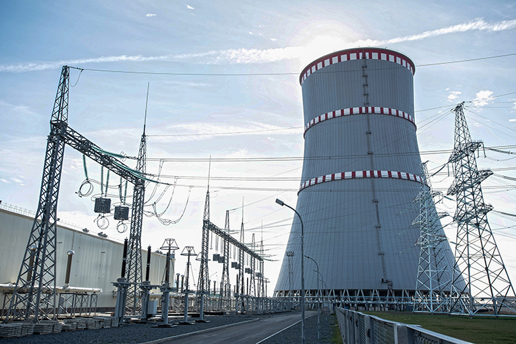 Początki eksploatacji elektrowni jądrowej w Ostrowcu