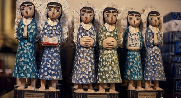 Drewniane lalki z Centrum Kultury Samorządu Rejonu Solecznickiego na Litwie
