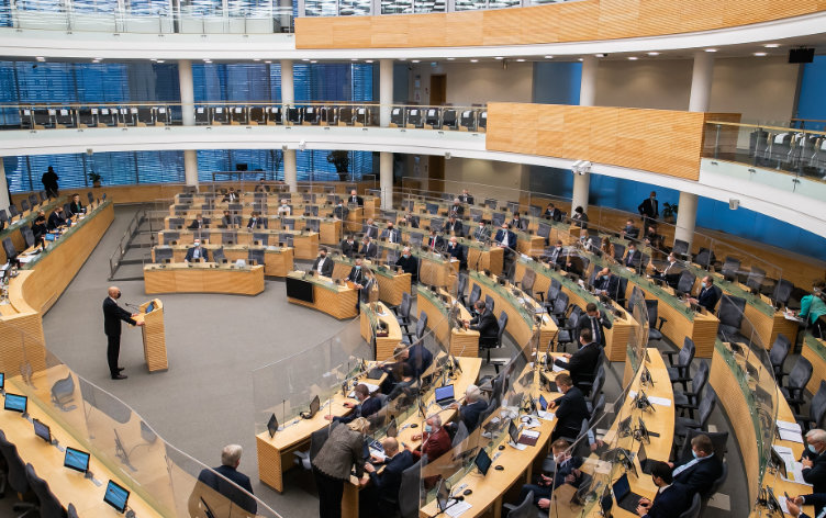Sejm przyjął budżet na 2021 rok