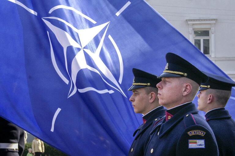 NATO odpowiada na prośbę Litwy o pomoc. Powoła grupę przeciwdziałania zagrożeniom hybrydowym